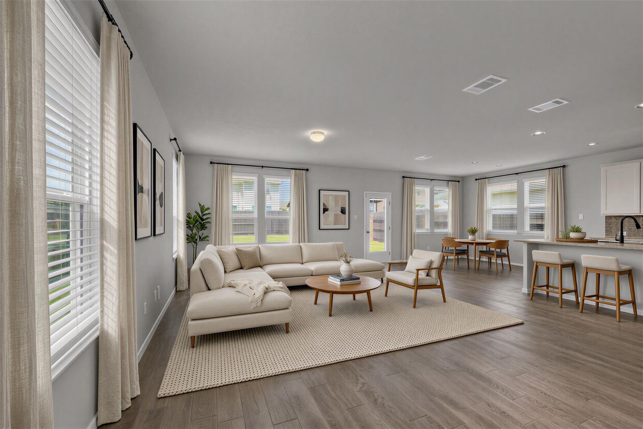 101  Crescent St, photo 4