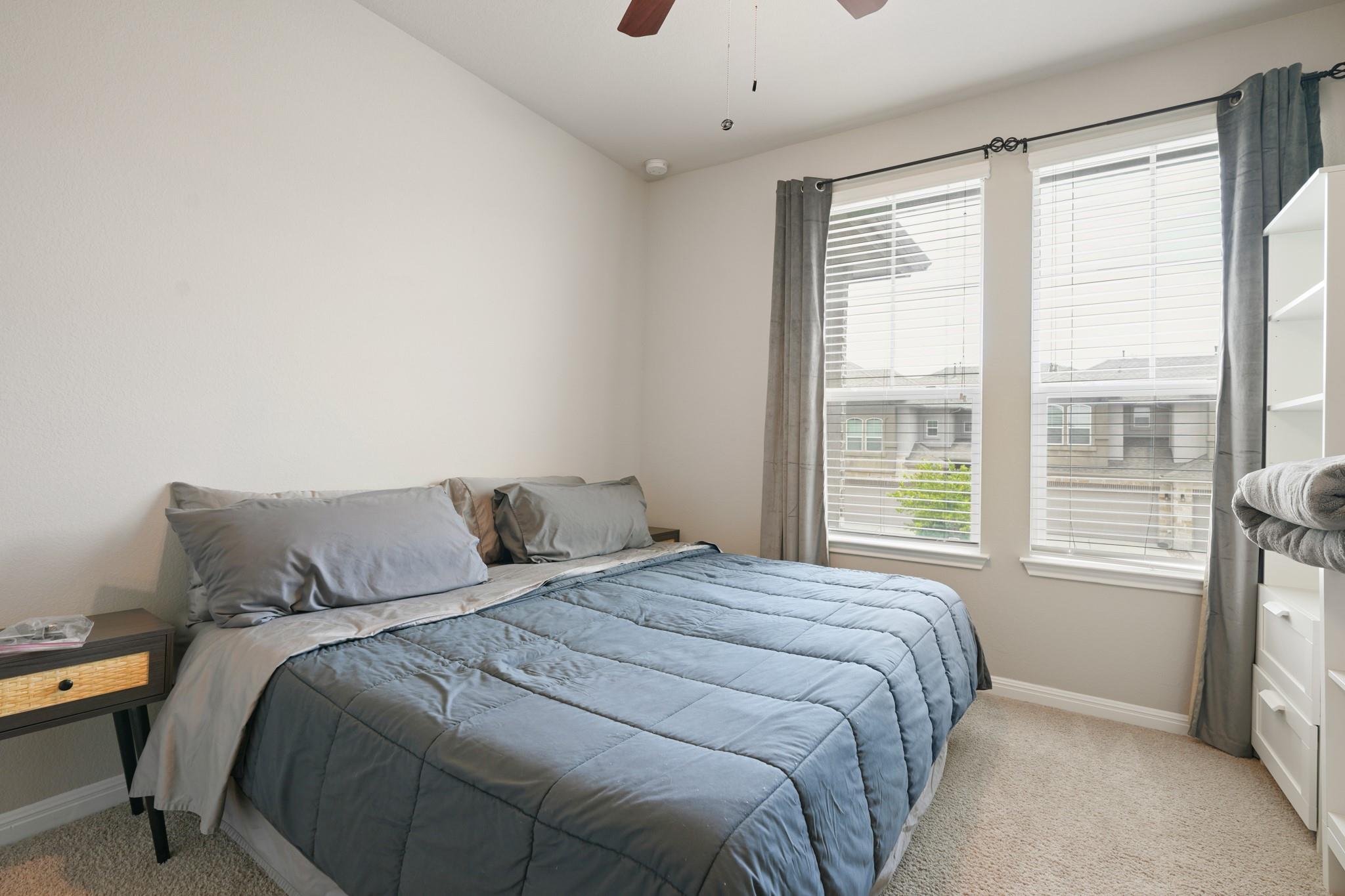 400  Epiphany Ln, photo 12