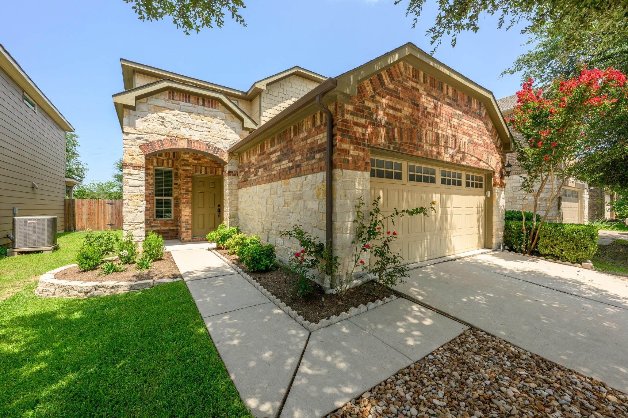 10028  Wading Pool Path, photo 2