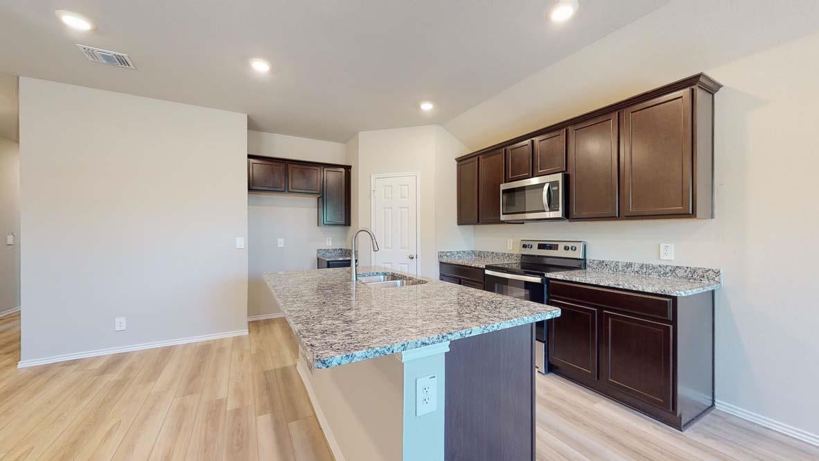 501  Hector Loop, photo 7