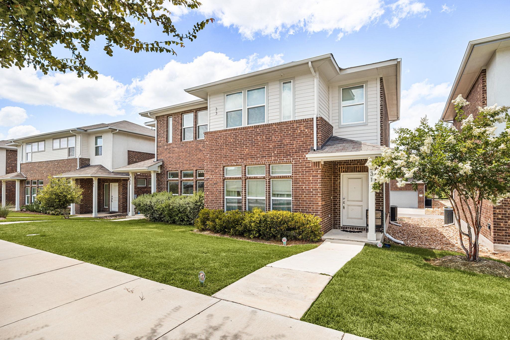605 W South St  #33, photo 7