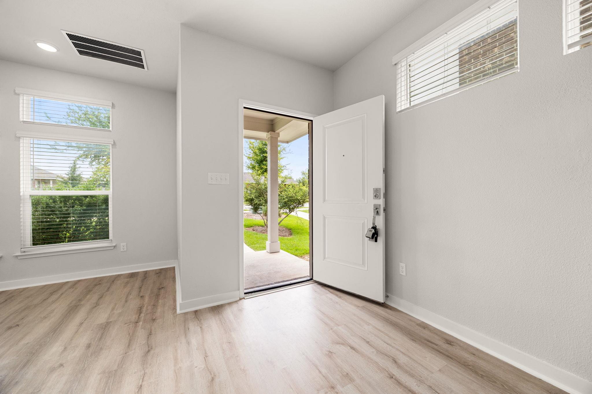 605 W South St  #33, photo 9