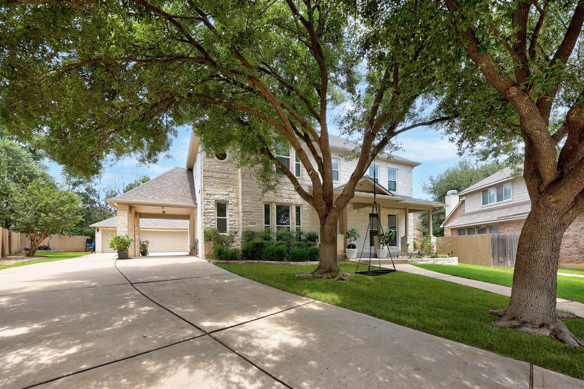3502  Hidden Oaks Cv, photo 2