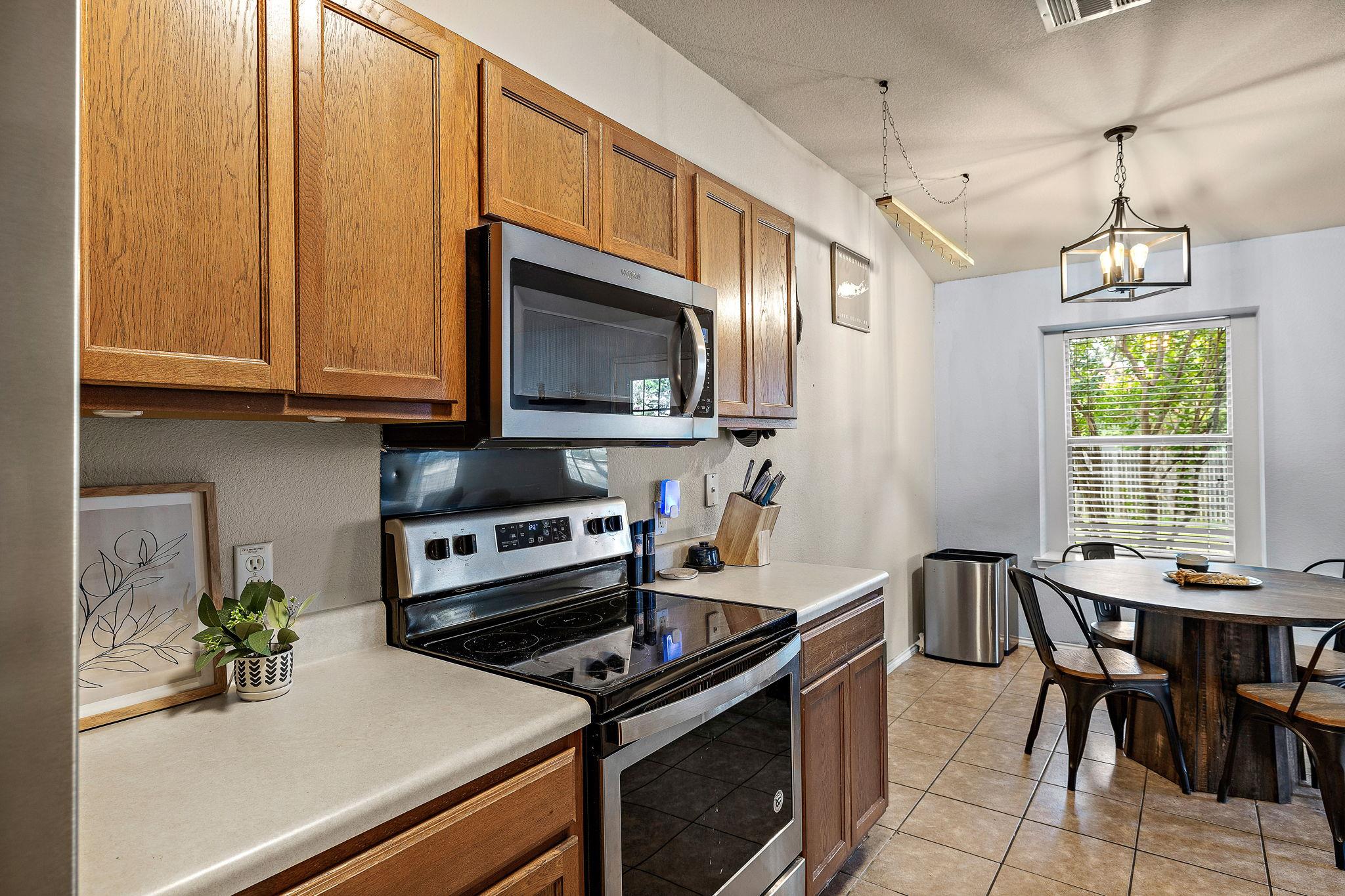 602  Creston St, photo 11