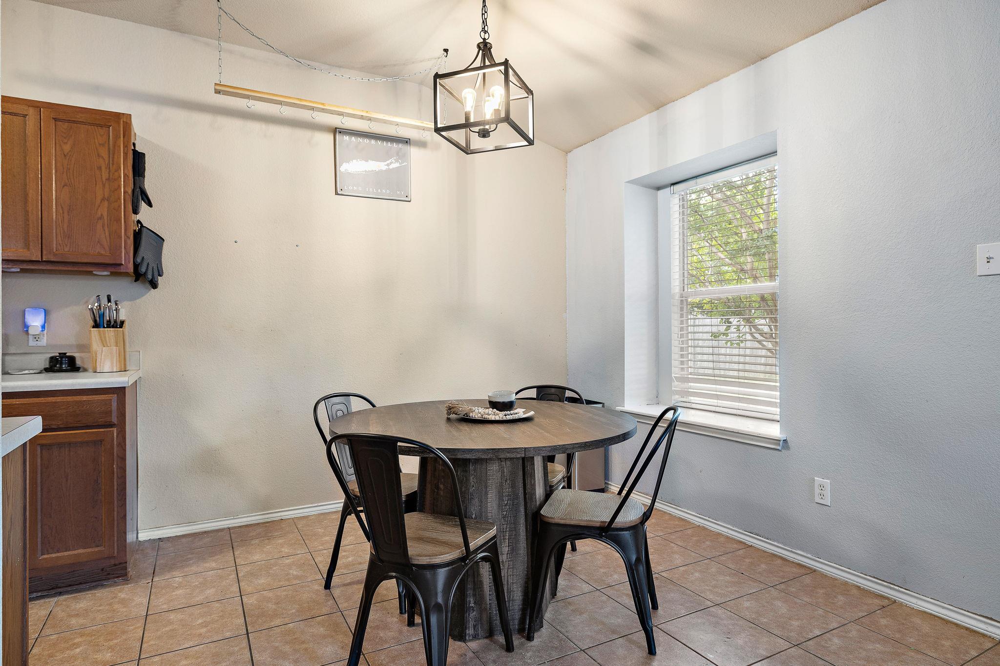 602  Creston St, photo 12