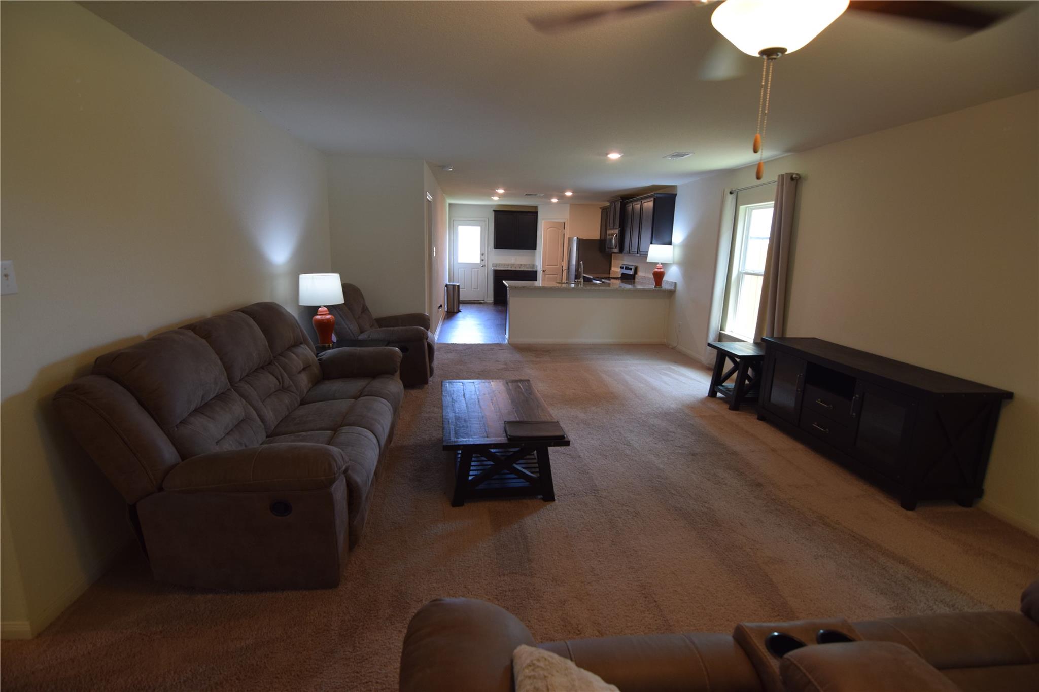 1375  Amy Dr, photo 4