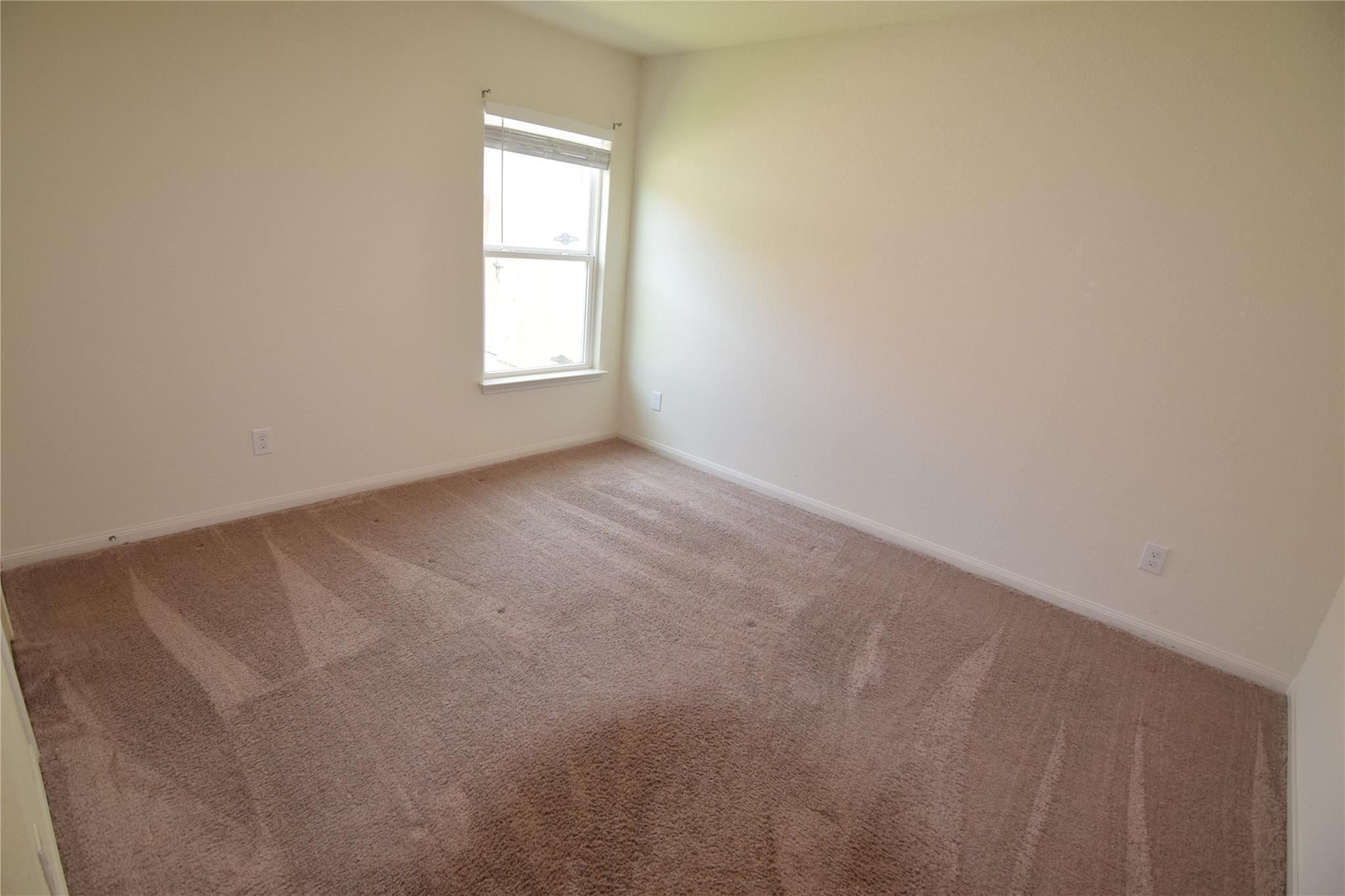 1375  Amy Dr, photo 9