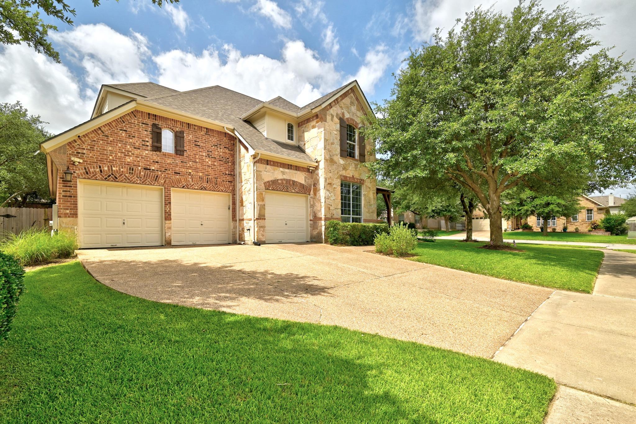 1385  Pine Forest Cir, photo 3