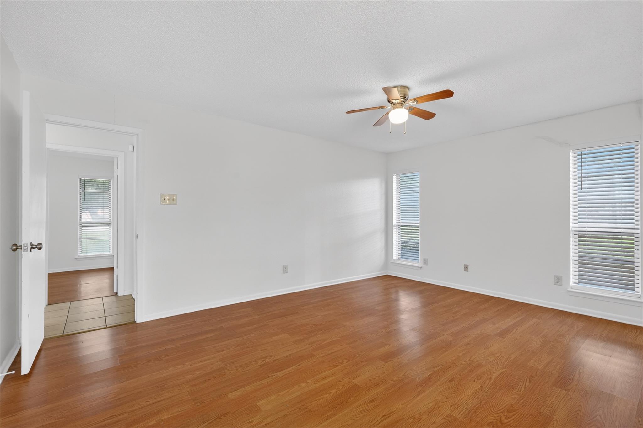 1308  May Dr, photo 9