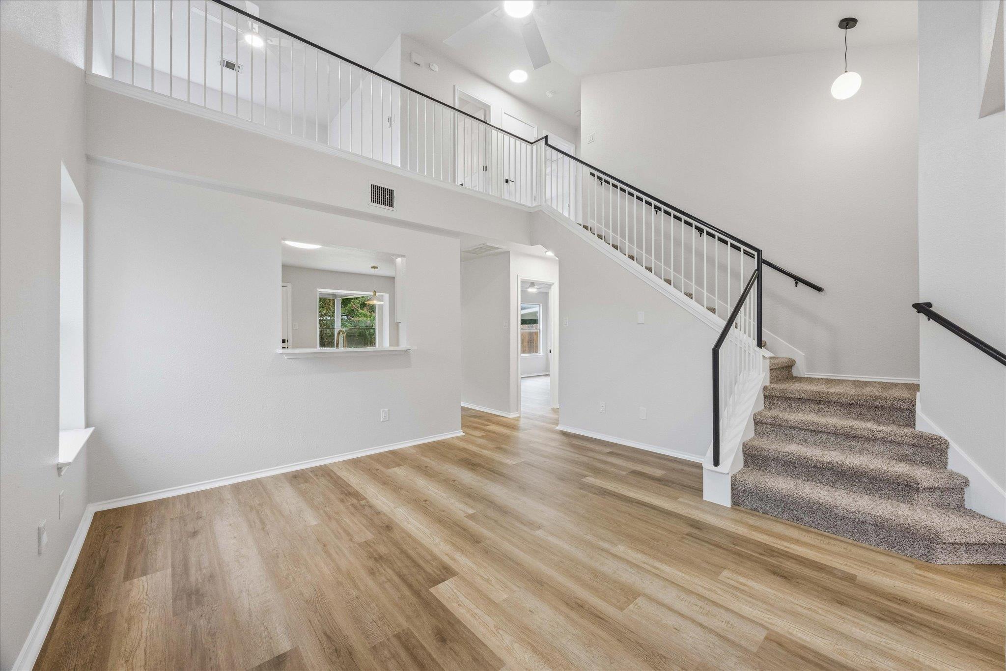 910  Port Daniel Dr, photo 2
