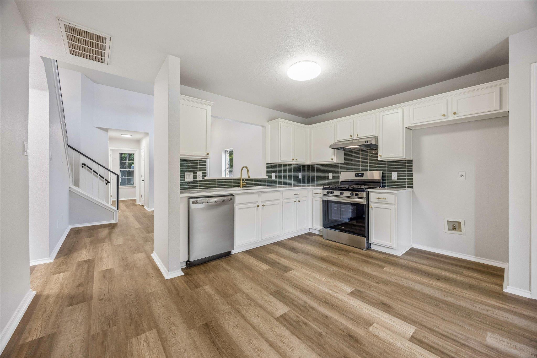 910  Port Daniel Dr, photo 5