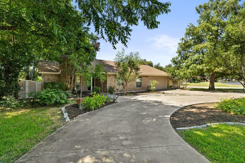 9513  Braeburn Gln, photo 2