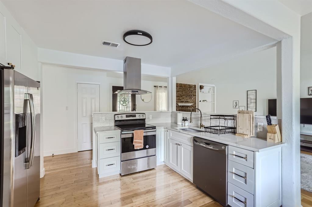 9513  Braeburn Gln, photo 7