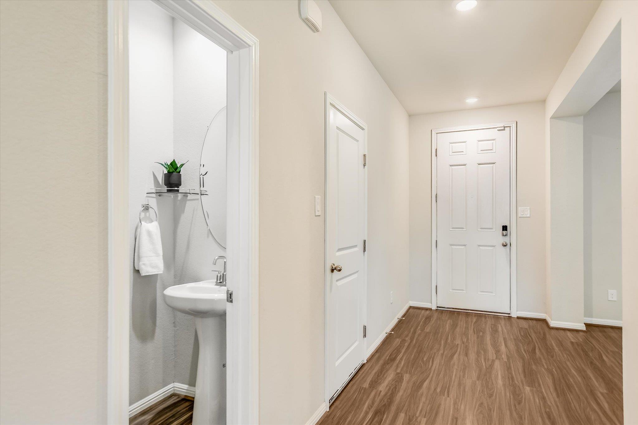 17017  Lathrop Ave, photo 5