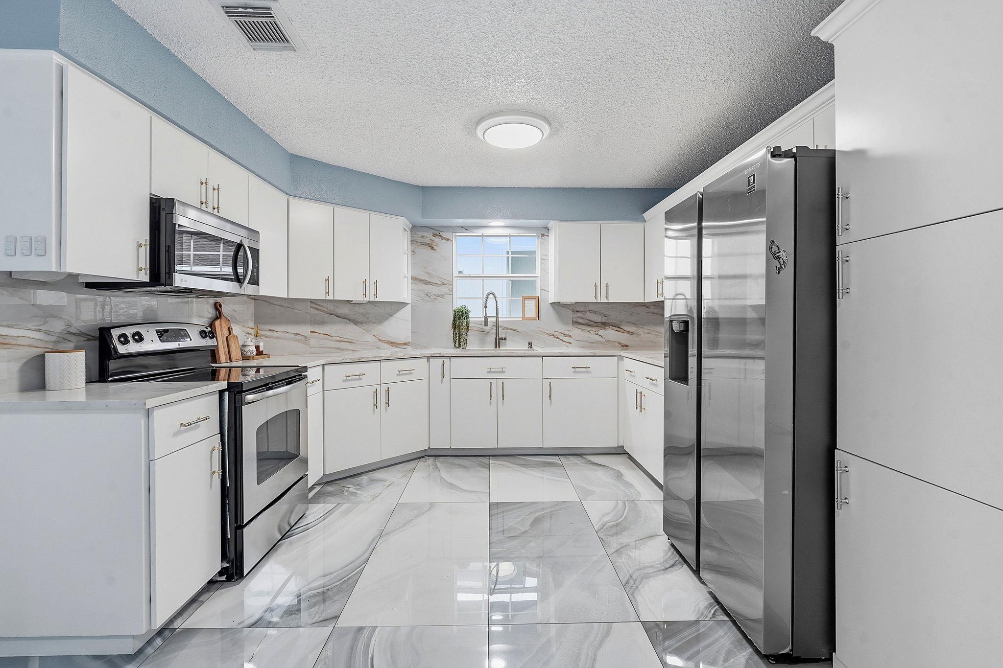 2133  Redwing Way, photo 12