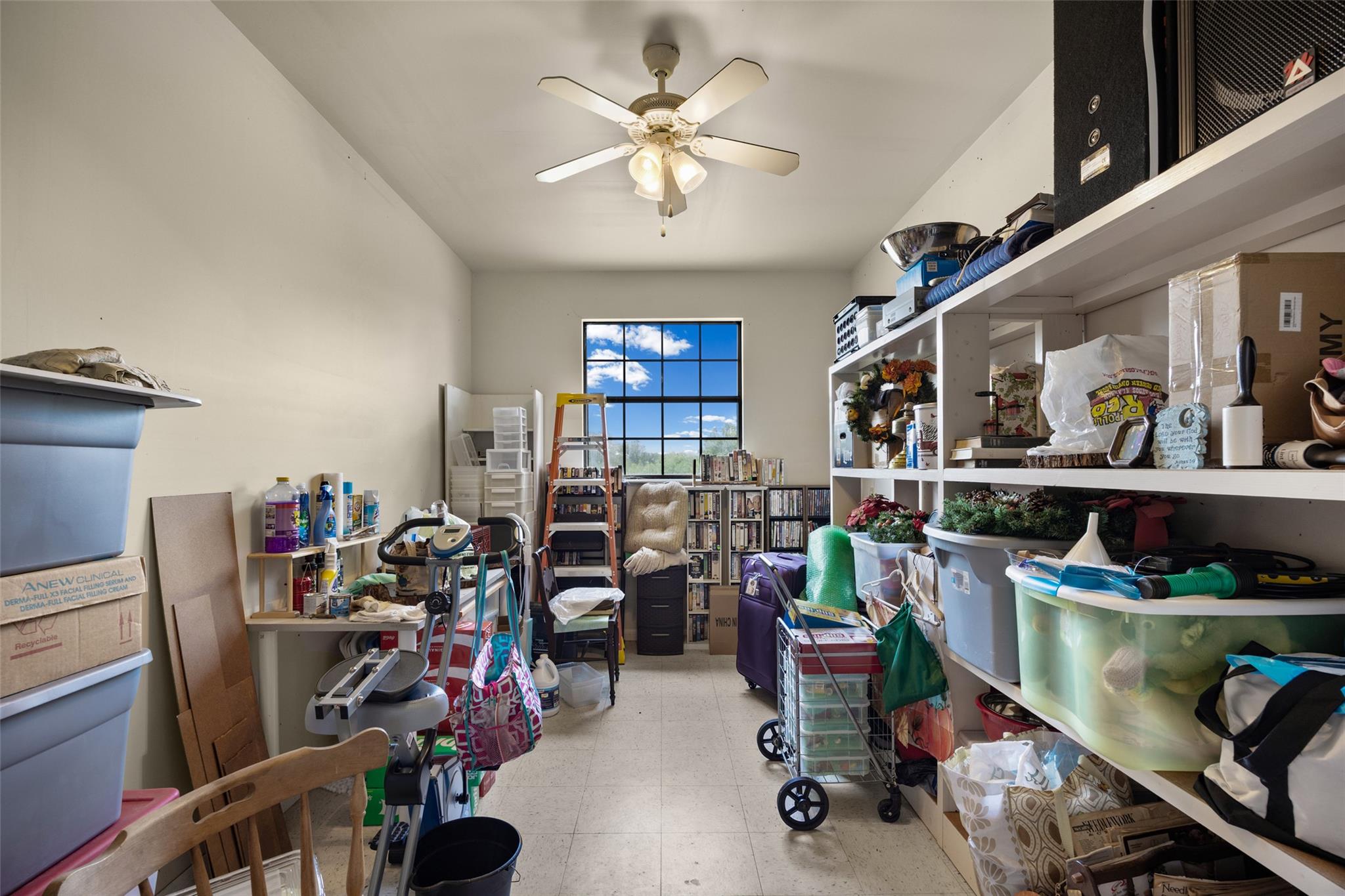 153  Saldana Dr, photo 10