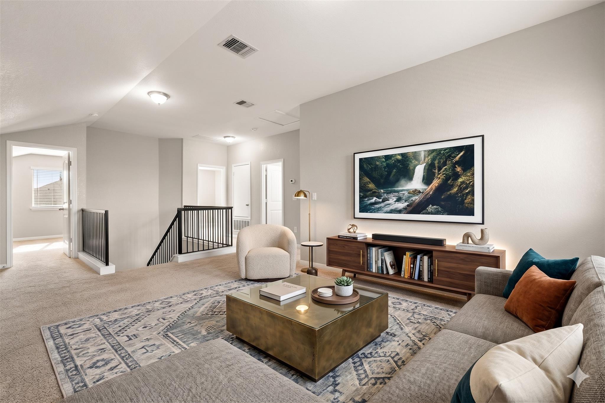 313  Moulins Ln, photo 3