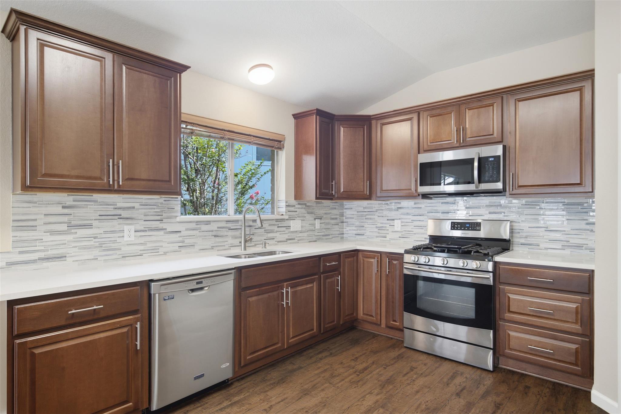 13212  HUMPHREY Dr, photo 11