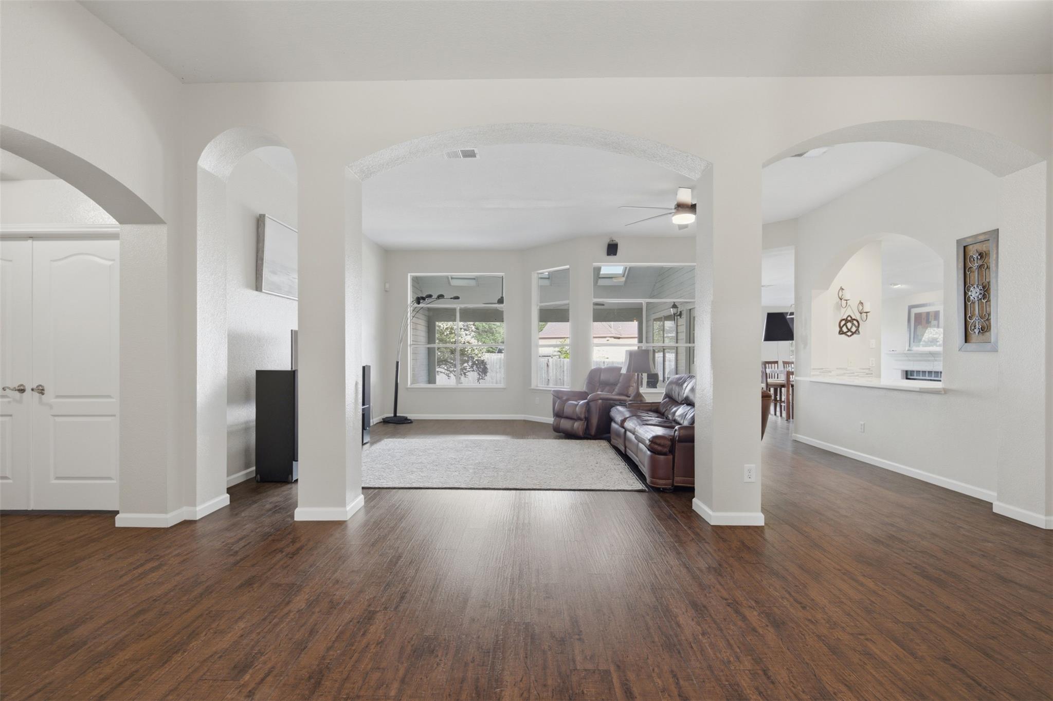 13212  HUMPHREY Dr, photo 6
