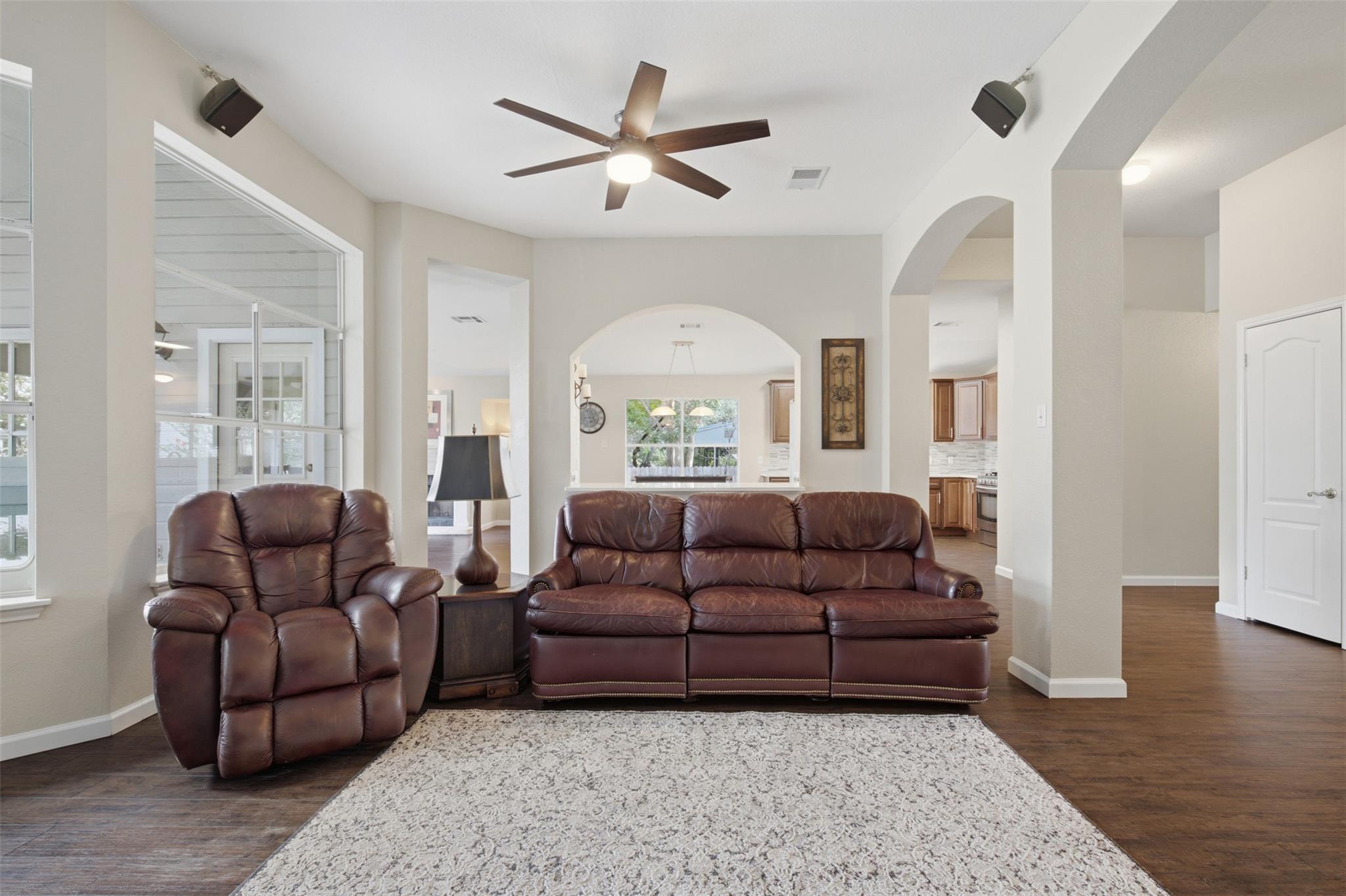 13212  HUMPHREY Dr, photo 8
