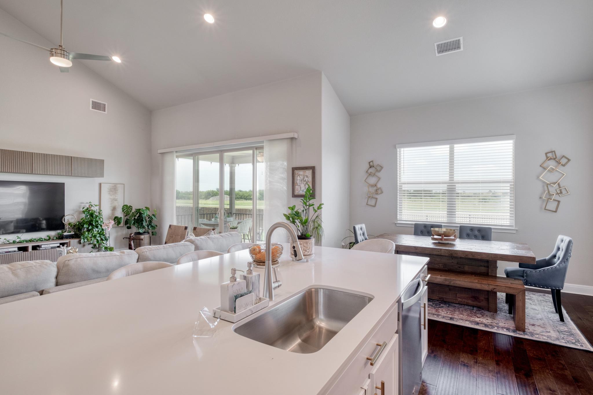 16940  Aventura Ave, photo 11