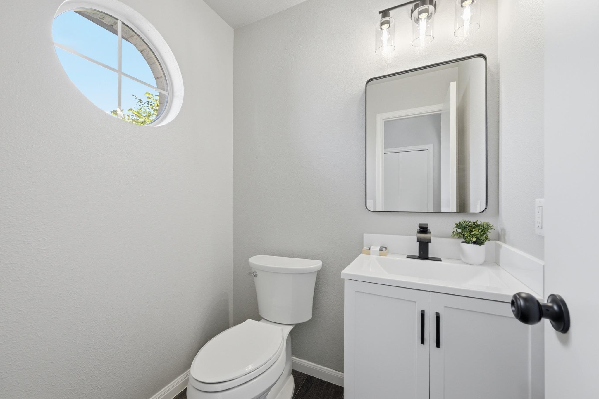 1504  Waterfall Ave, photo 12