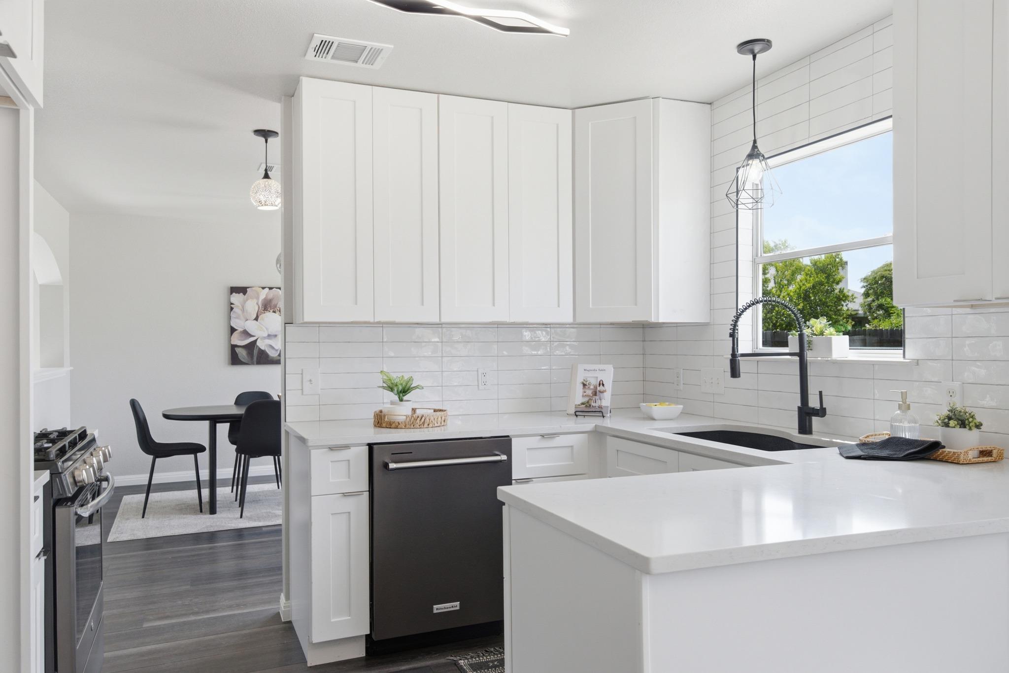 1504  Waterfall Ave, photo 10