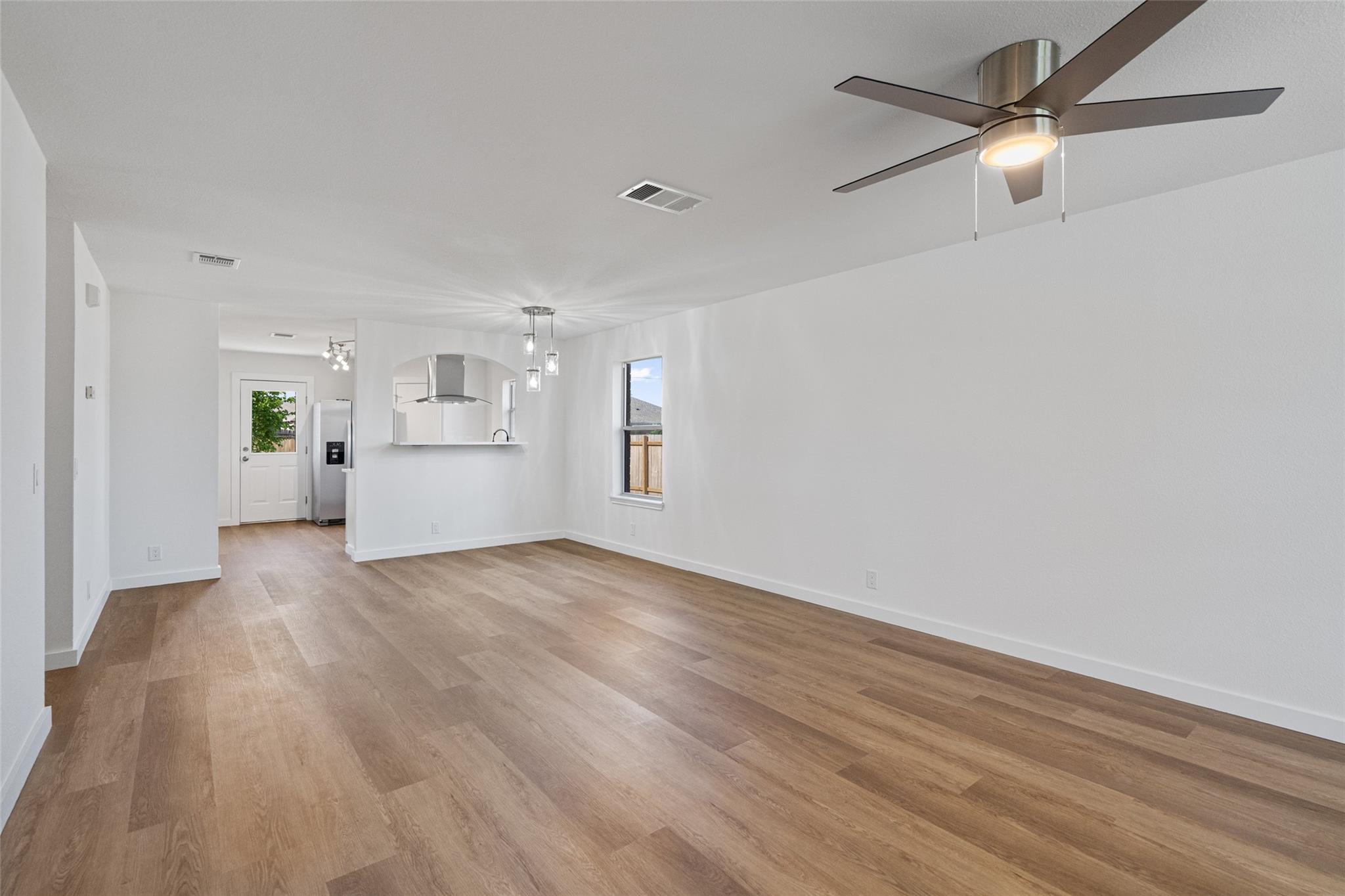 500  Mitchell Dr, photo 5