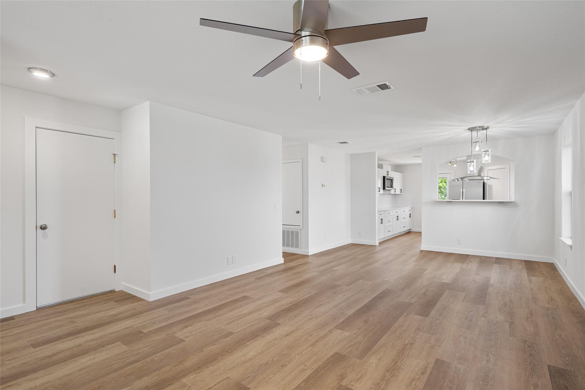 500  Mitchell Dr, photo 9