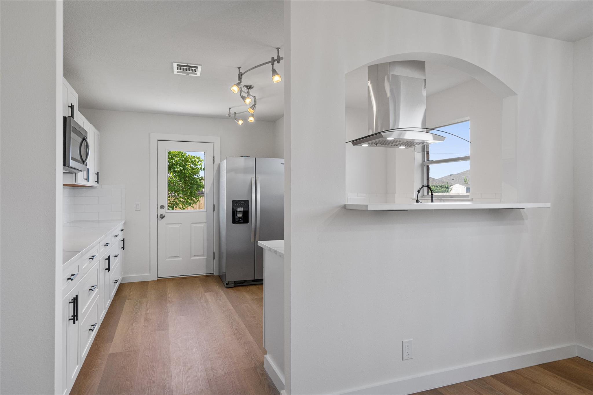 500  Mitchell Dr, photo 10