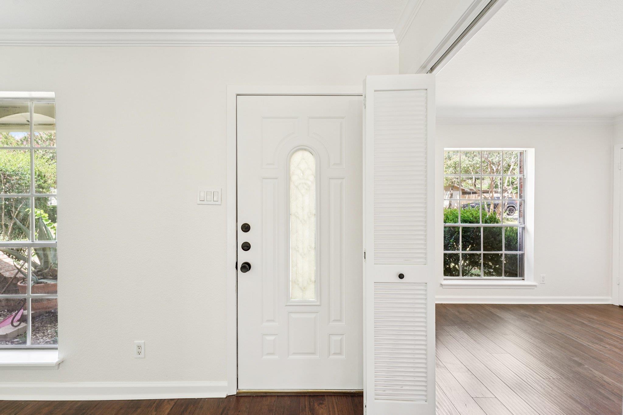 11307  Alhambra Dr, photo 4