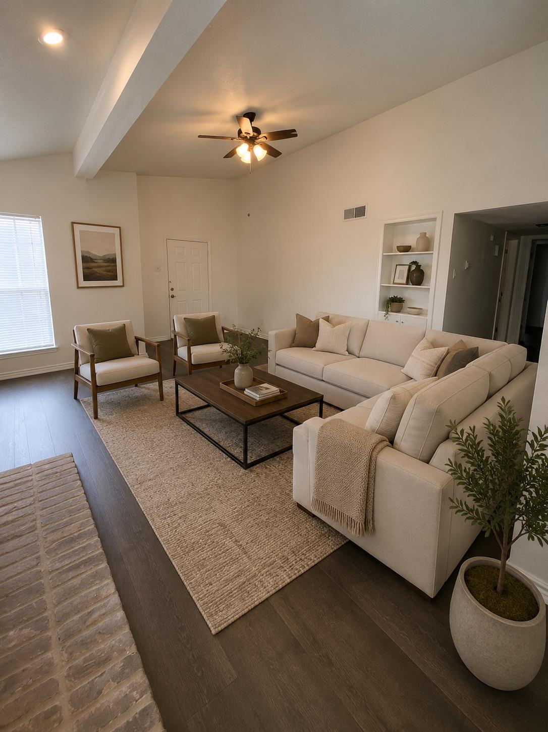 2401  Leon St  #206, photo 2