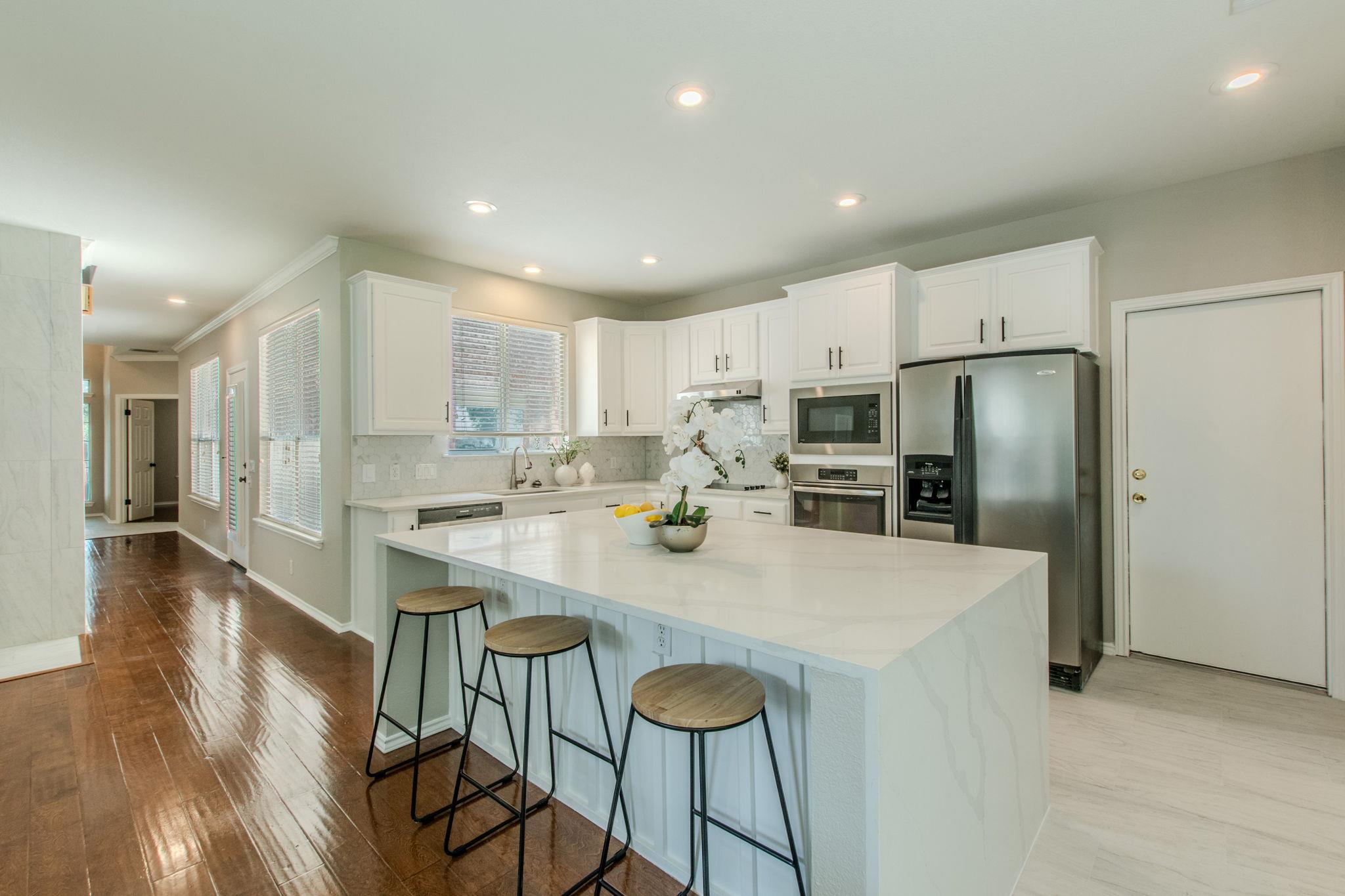 3988  Lord Byron Cir, photo 7