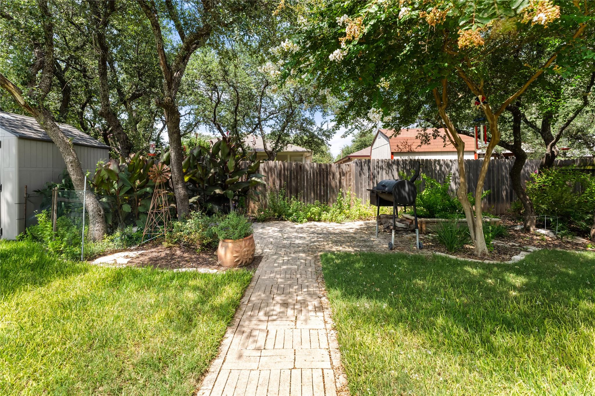 3555  Rock Shelf Ln, photo 2