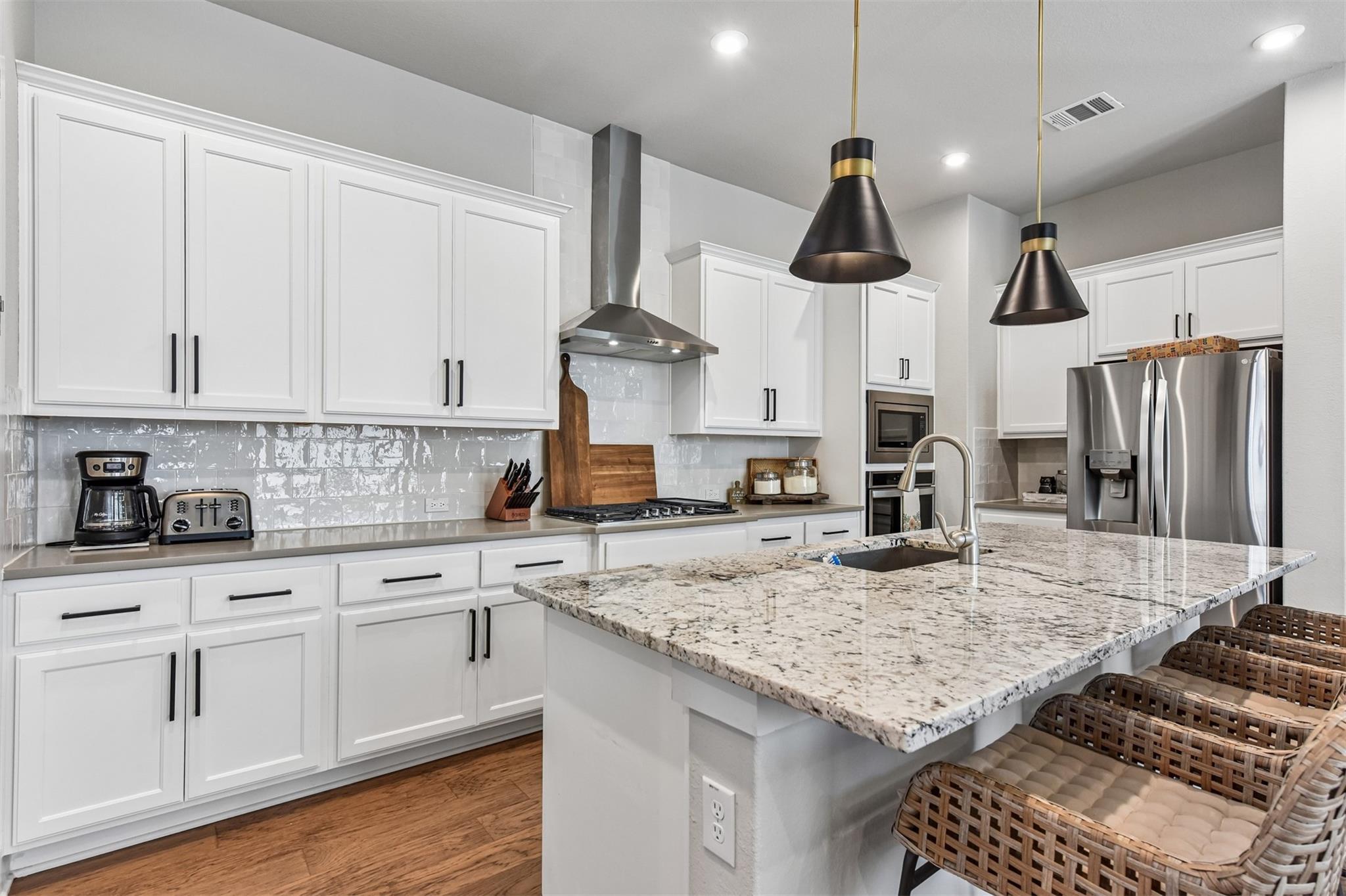 240  Diamondback Dr, photo 4