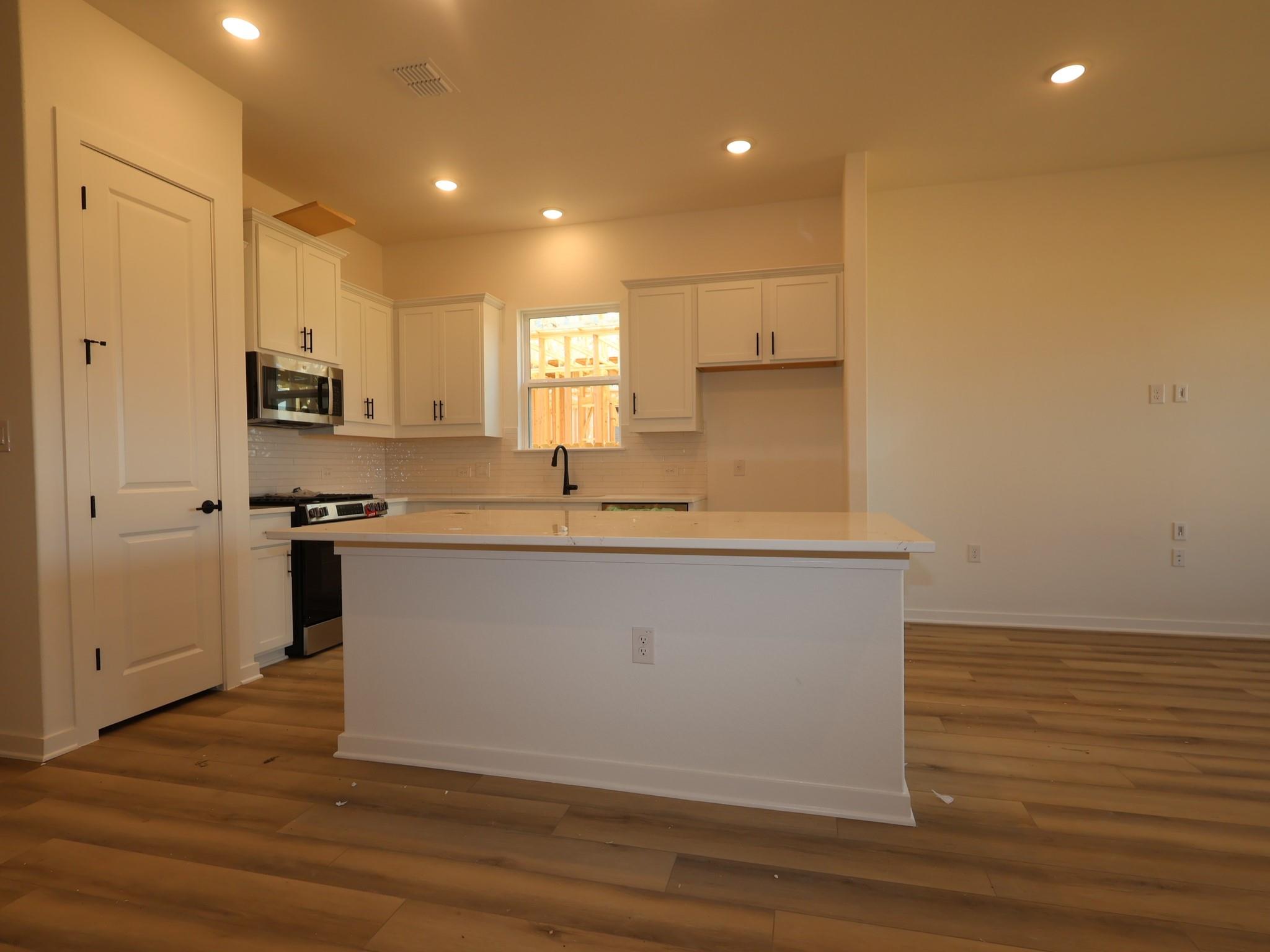 13212  Keefer Dr, photo 5
