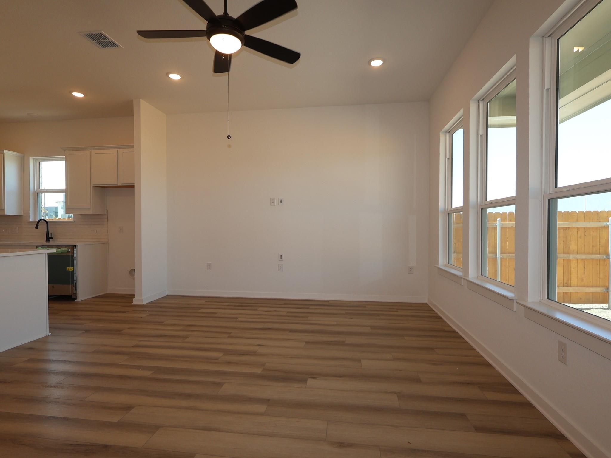 13212  Keefer Dr, photo 7