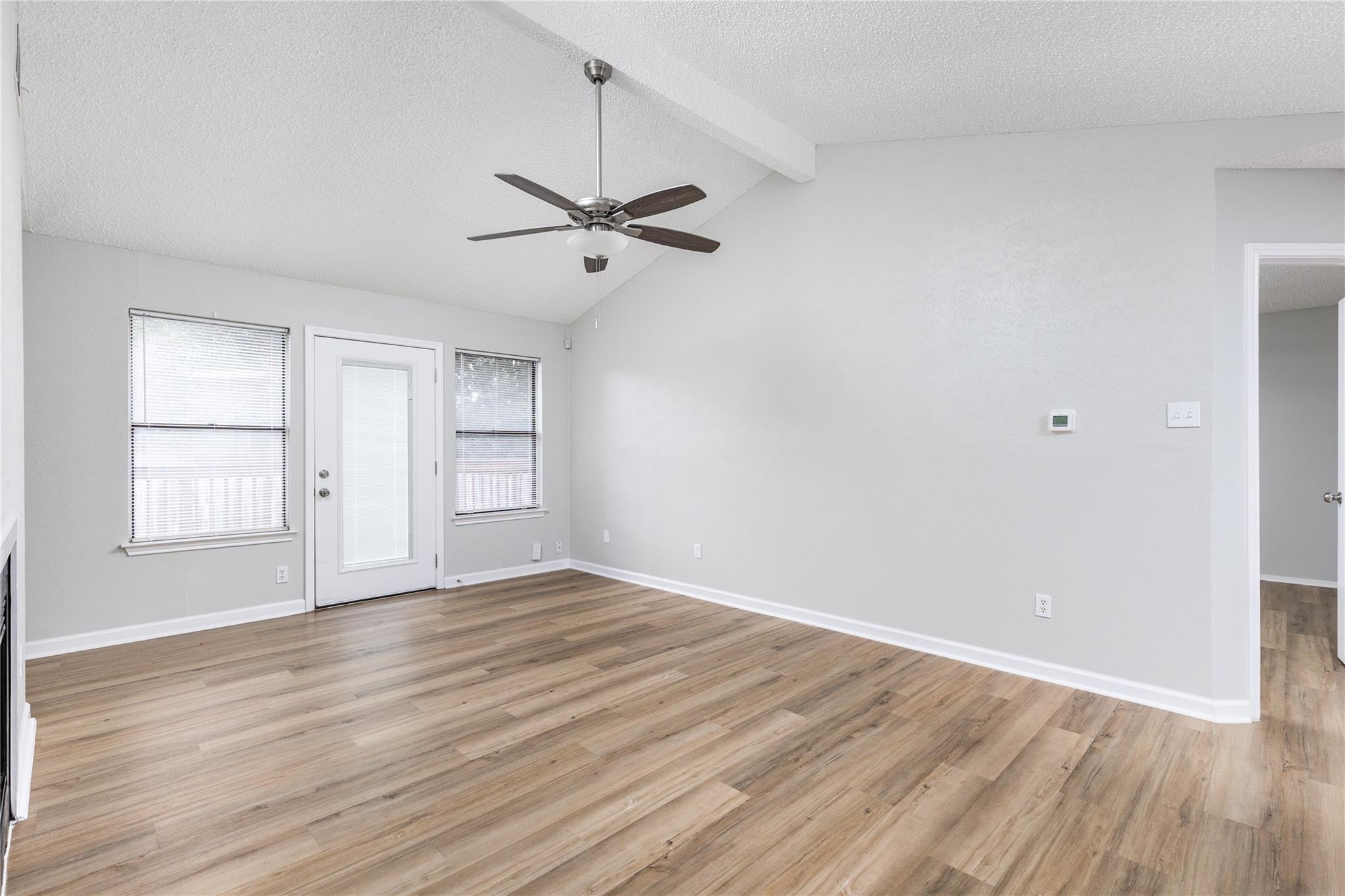 1803  Heatherglen Ln, photo 10