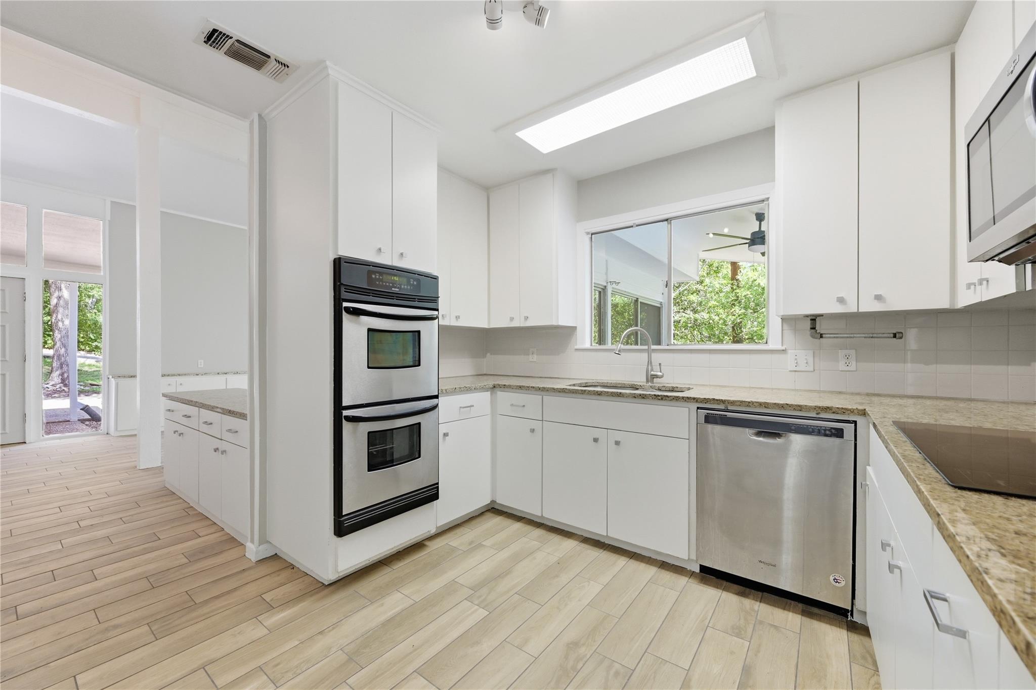 7  Hull Circle Dr, photo 9