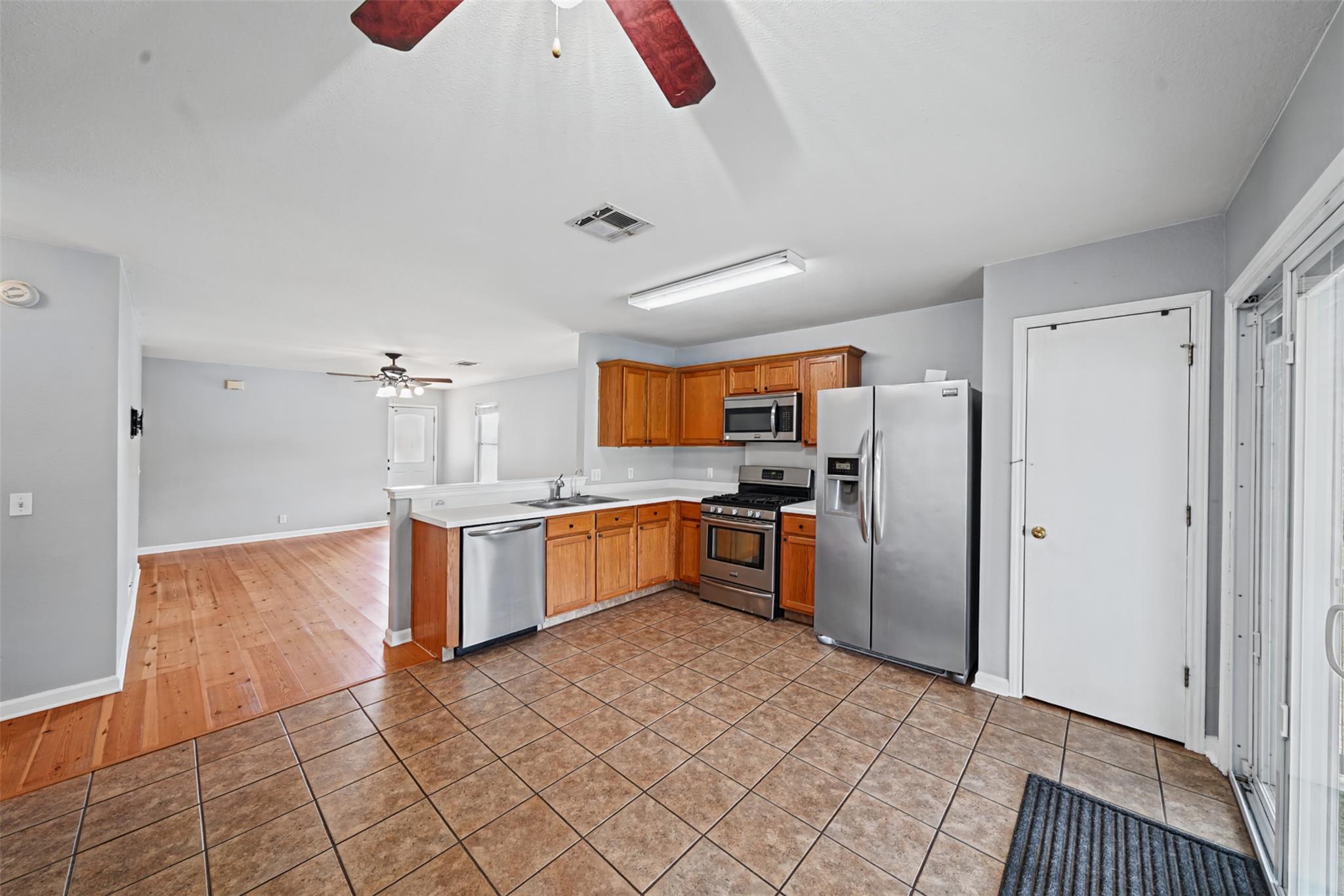 137  Hay Meadow Rd, photo 5