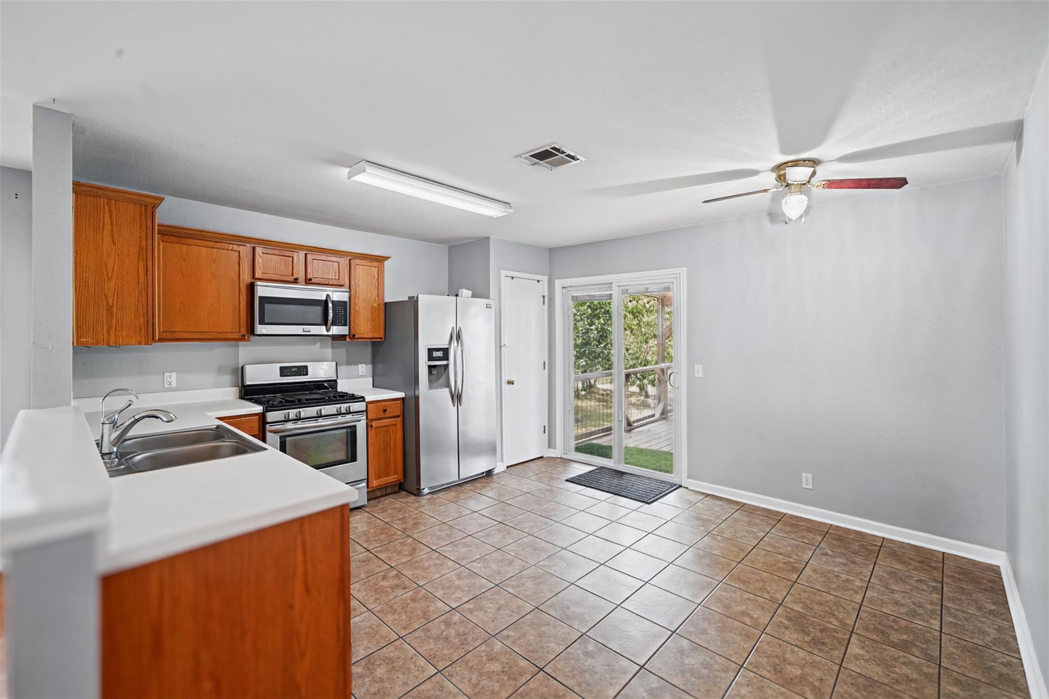 137  Hay Meadow Rd, photo 6