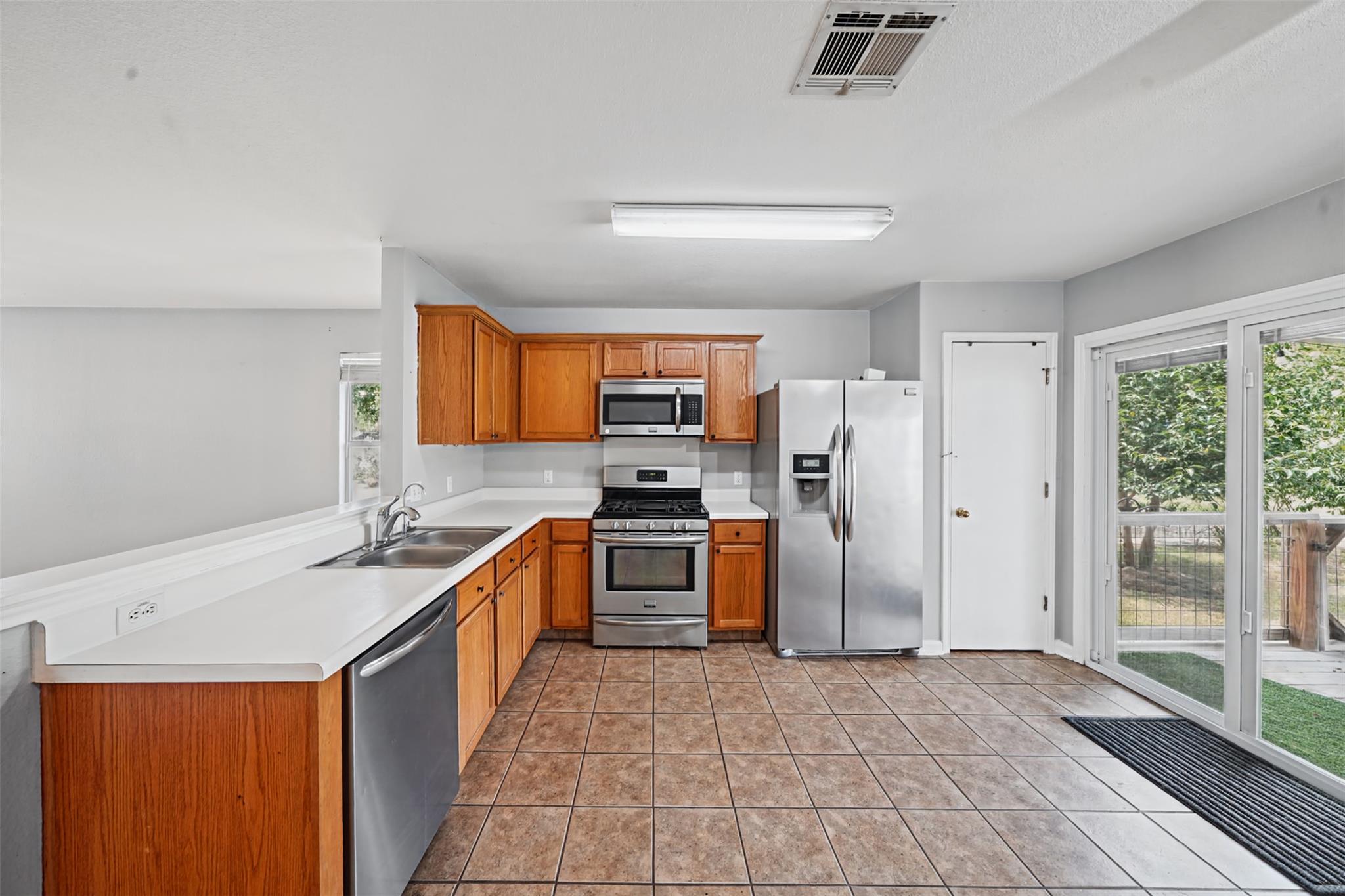 137  Hay Meadow Rd, photo 7