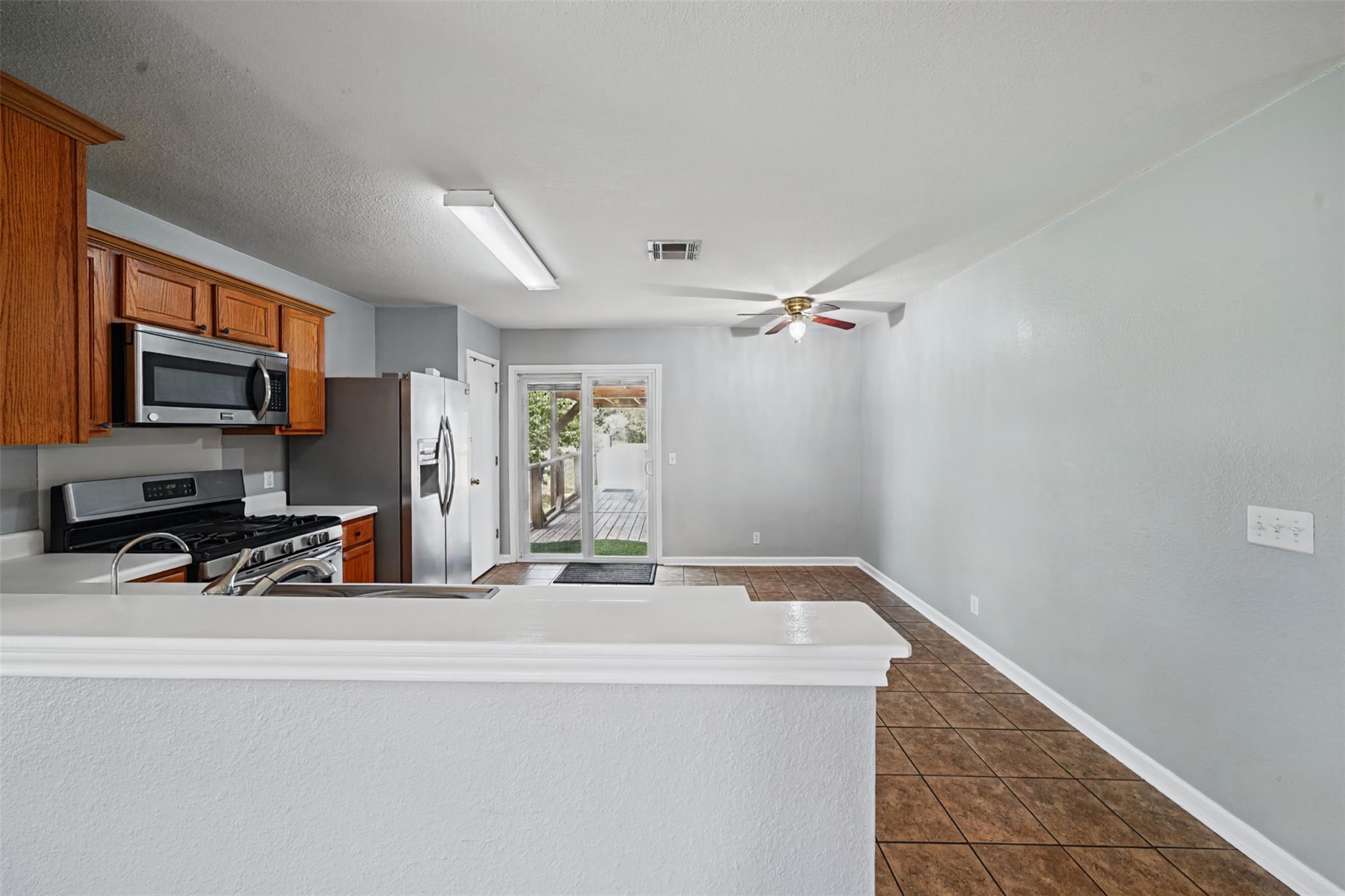 137  Hay Meadow Rd, photo 8
