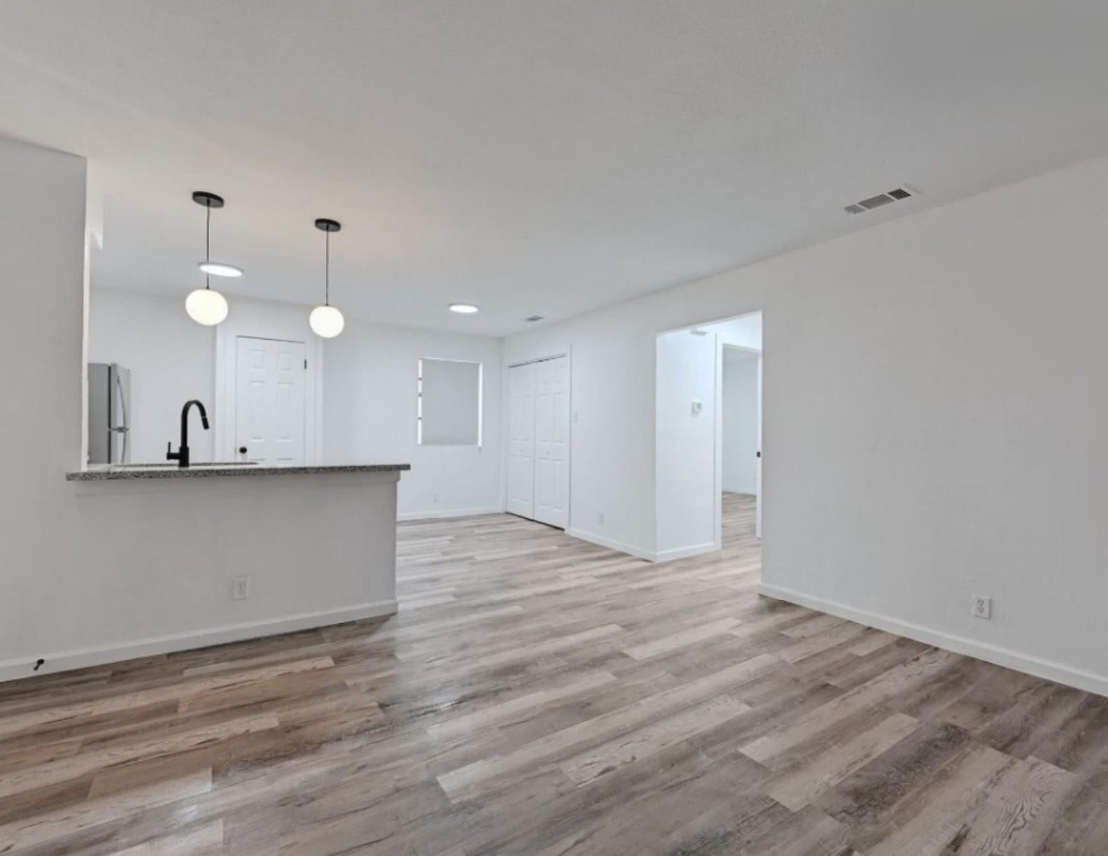 2303  Cedrick Cv  #A, photo 4