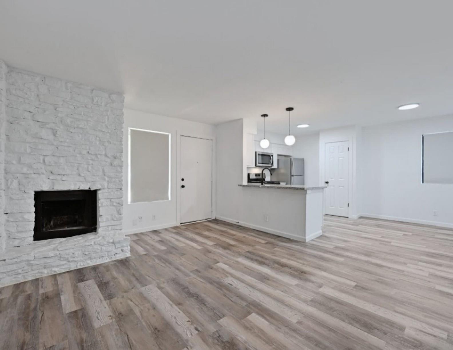 2303  Cedrick Cv  #B, photo 3