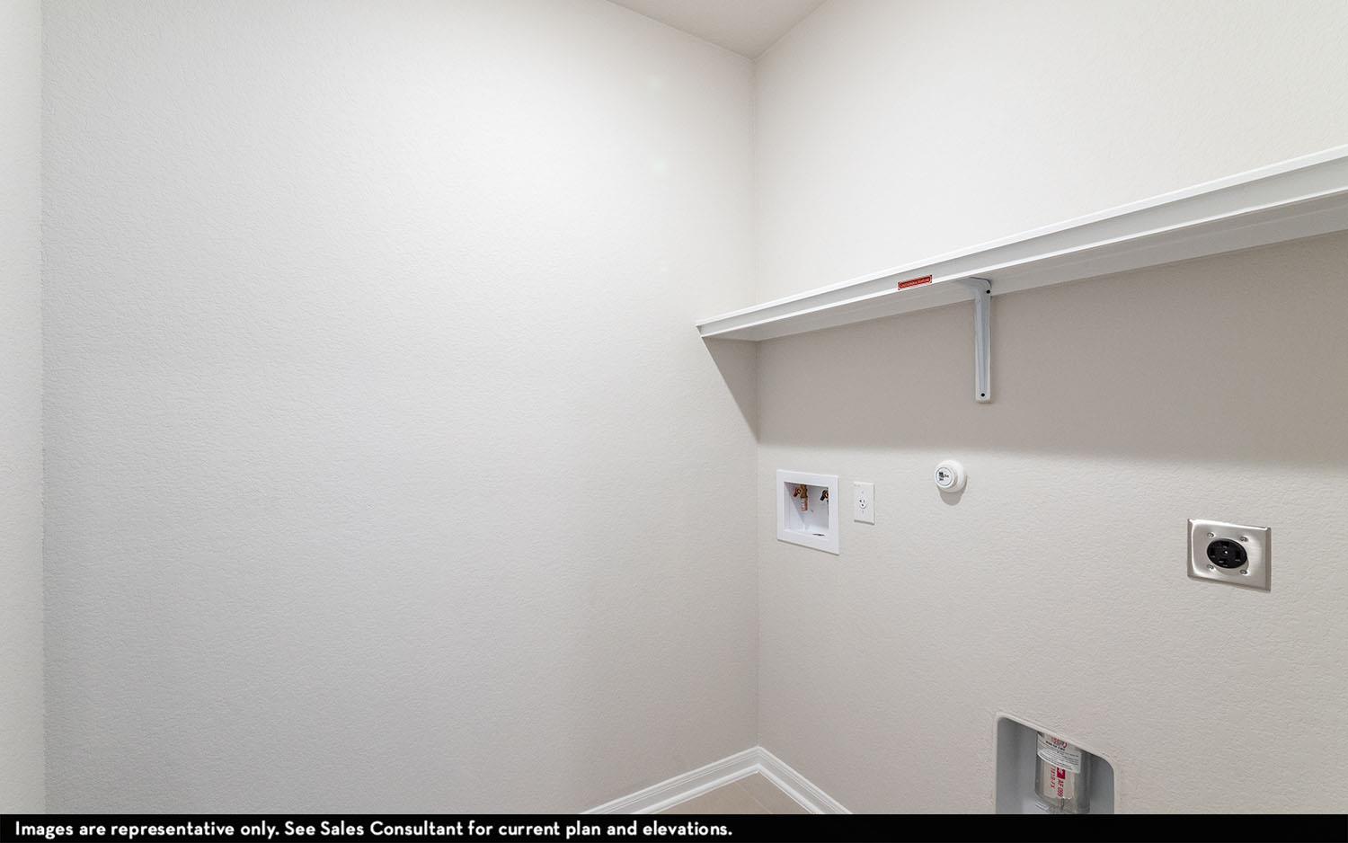 351  Begonia St, photo 3
