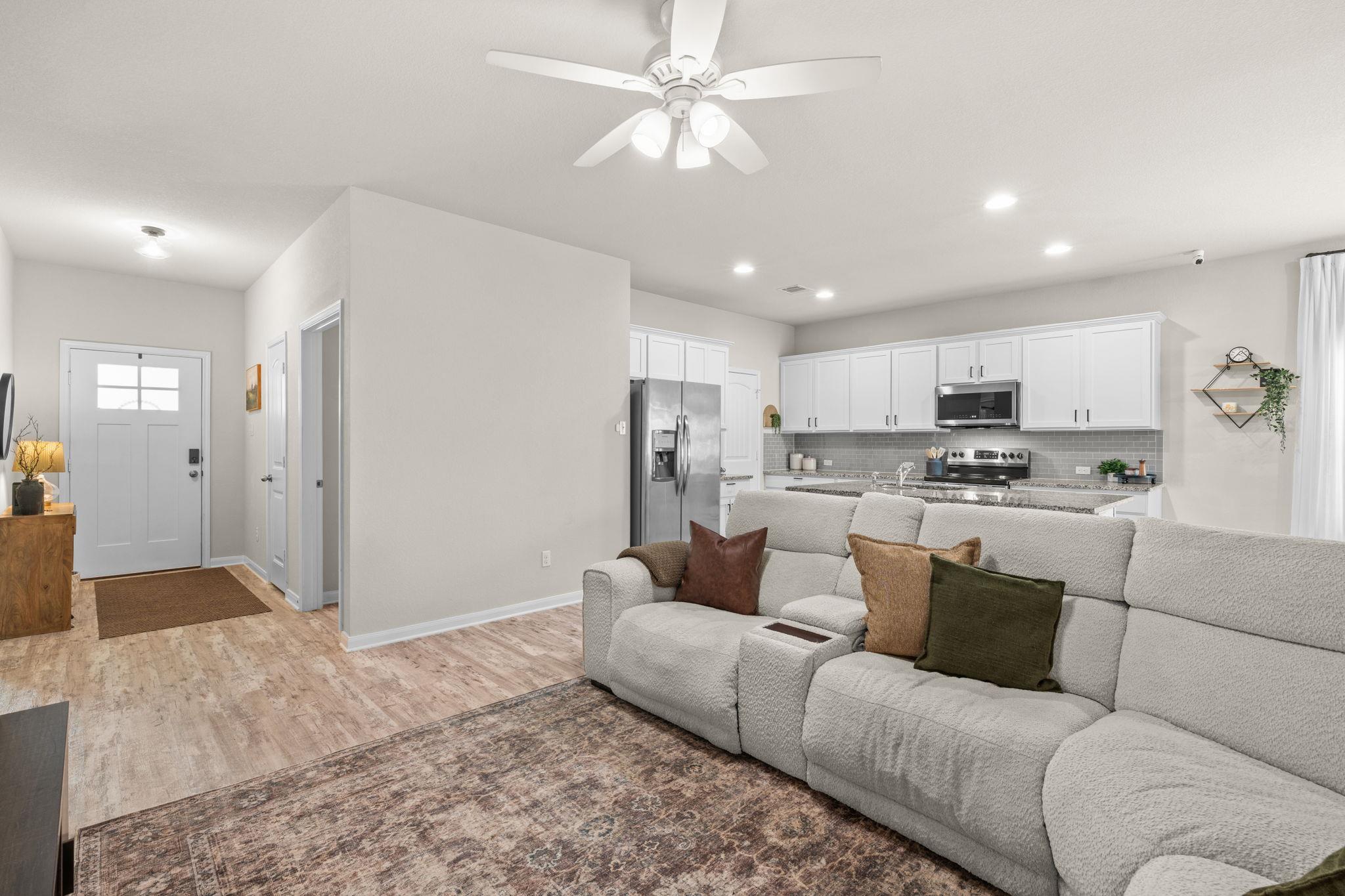 440  Galway Bay Ln, photo 4