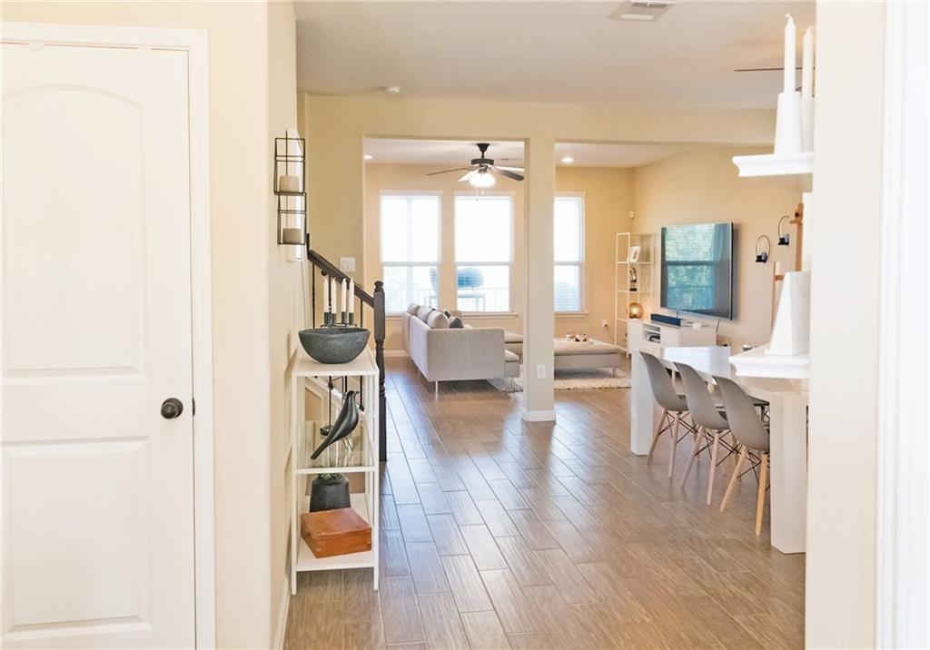 11504  Reading Way, photo 4