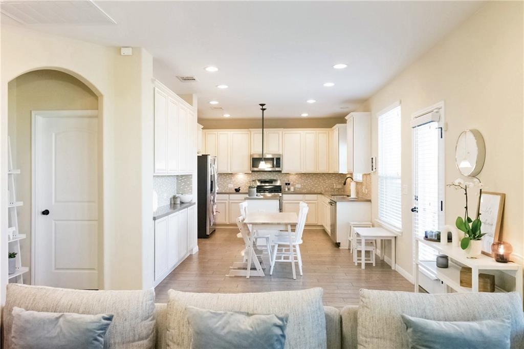 11504  Reading Way, photo 8