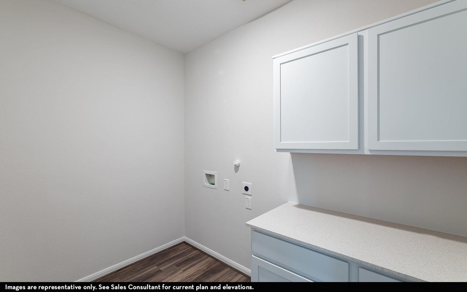 367  Begonia St, photo 3